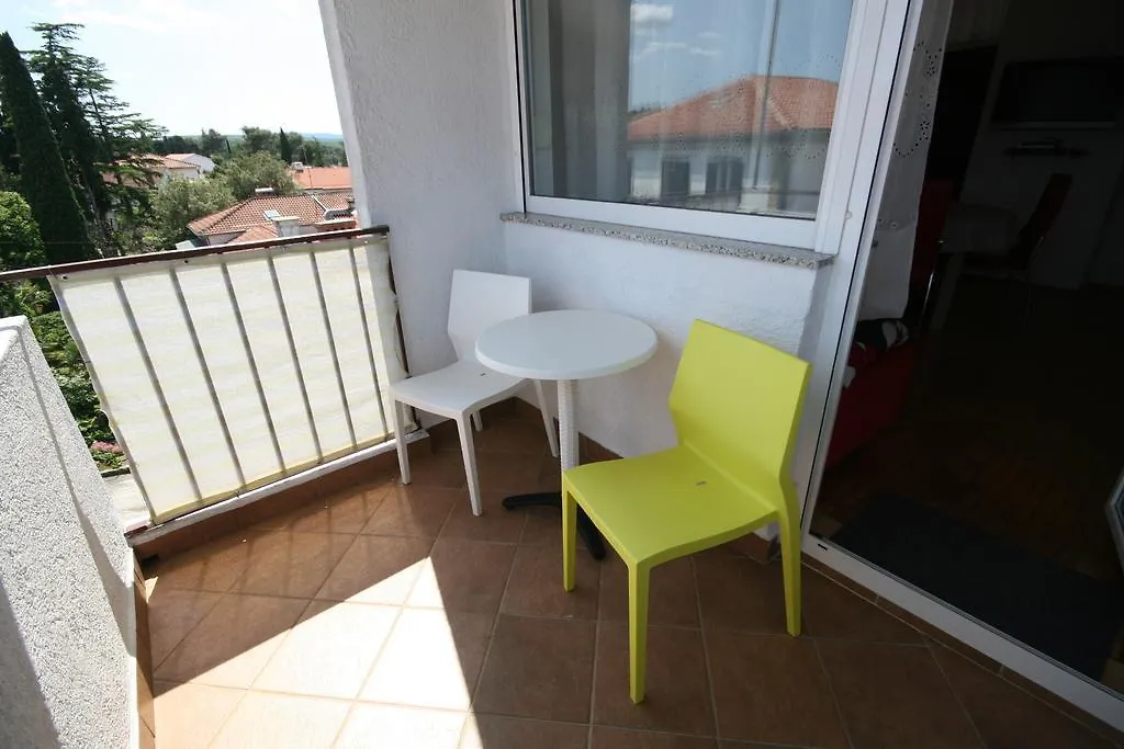 Apartment Franjo Malinska