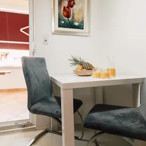  Apartment Modern With Loggia Terrace And Parking Kroatien